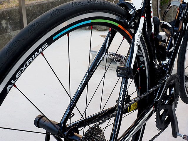 KUOTA KRYON 用新ロードホイール ALEXRIMS ALX473EVO 購入